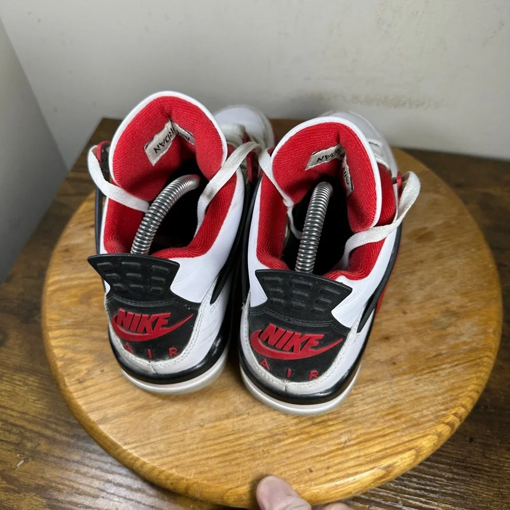 Jordan 4 Retro Fire Red 2020 Mens Size 7.5 White Black Red DC7770-160